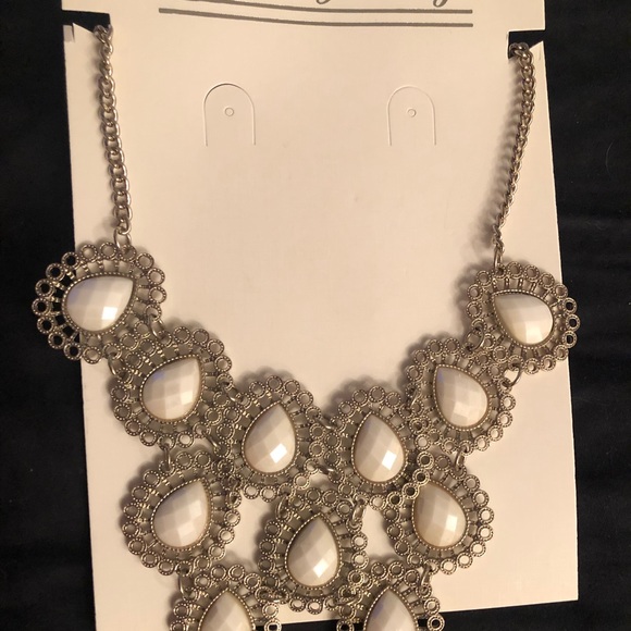 Beautiful silver necklace - Picture 2 of 2